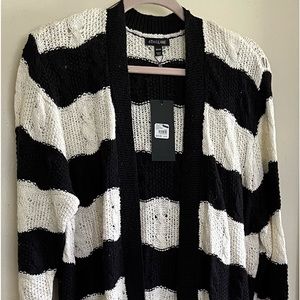 Mid length sweater size 18/20